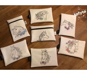 Stickdserie - Blumen Pferde Line Art